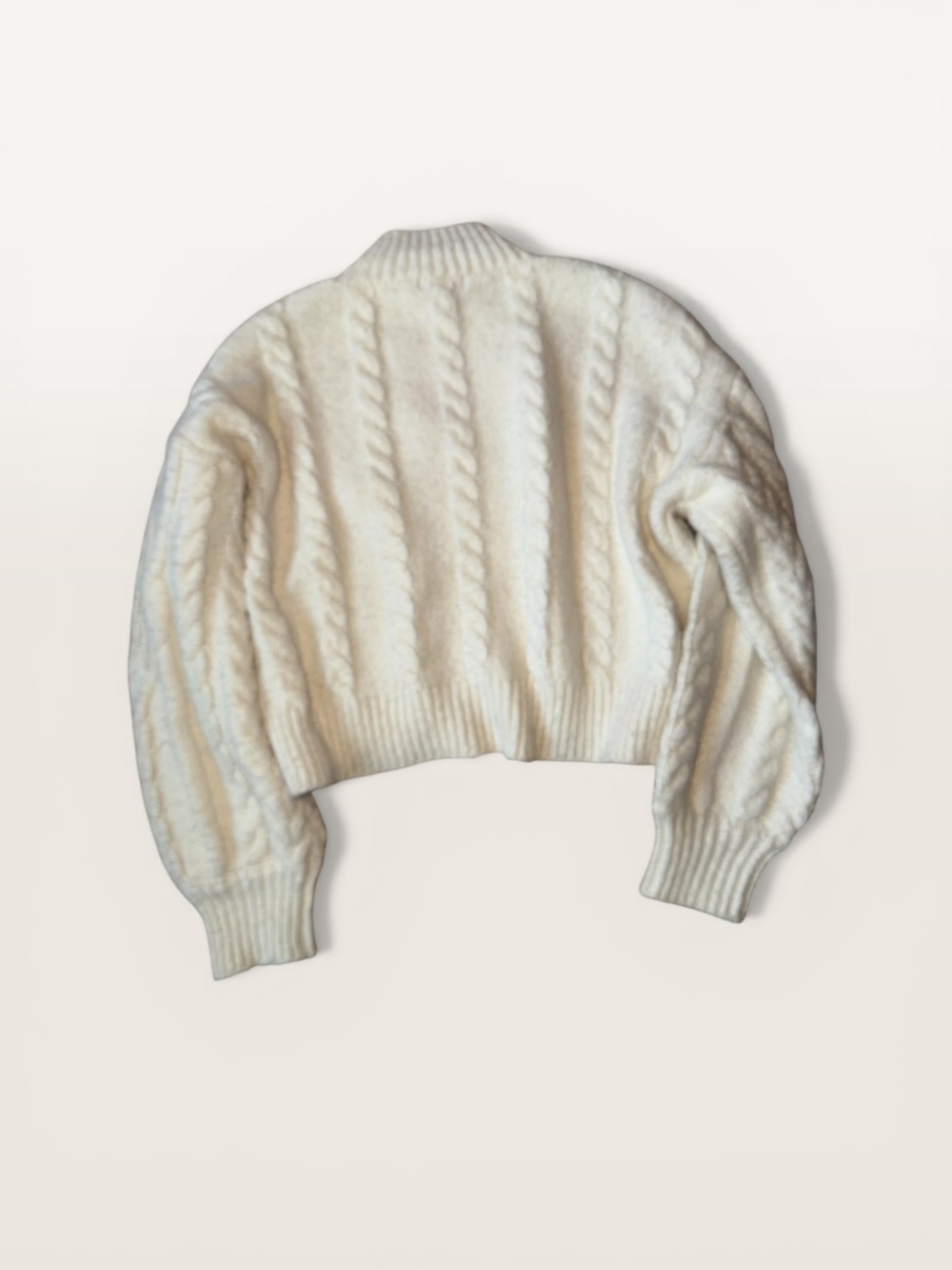 Steve Madden Cream Cable Knit Mock neck Cropped Sweater size Medium - Picture 2 of 3